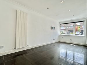 Family Room- click for photo gallery